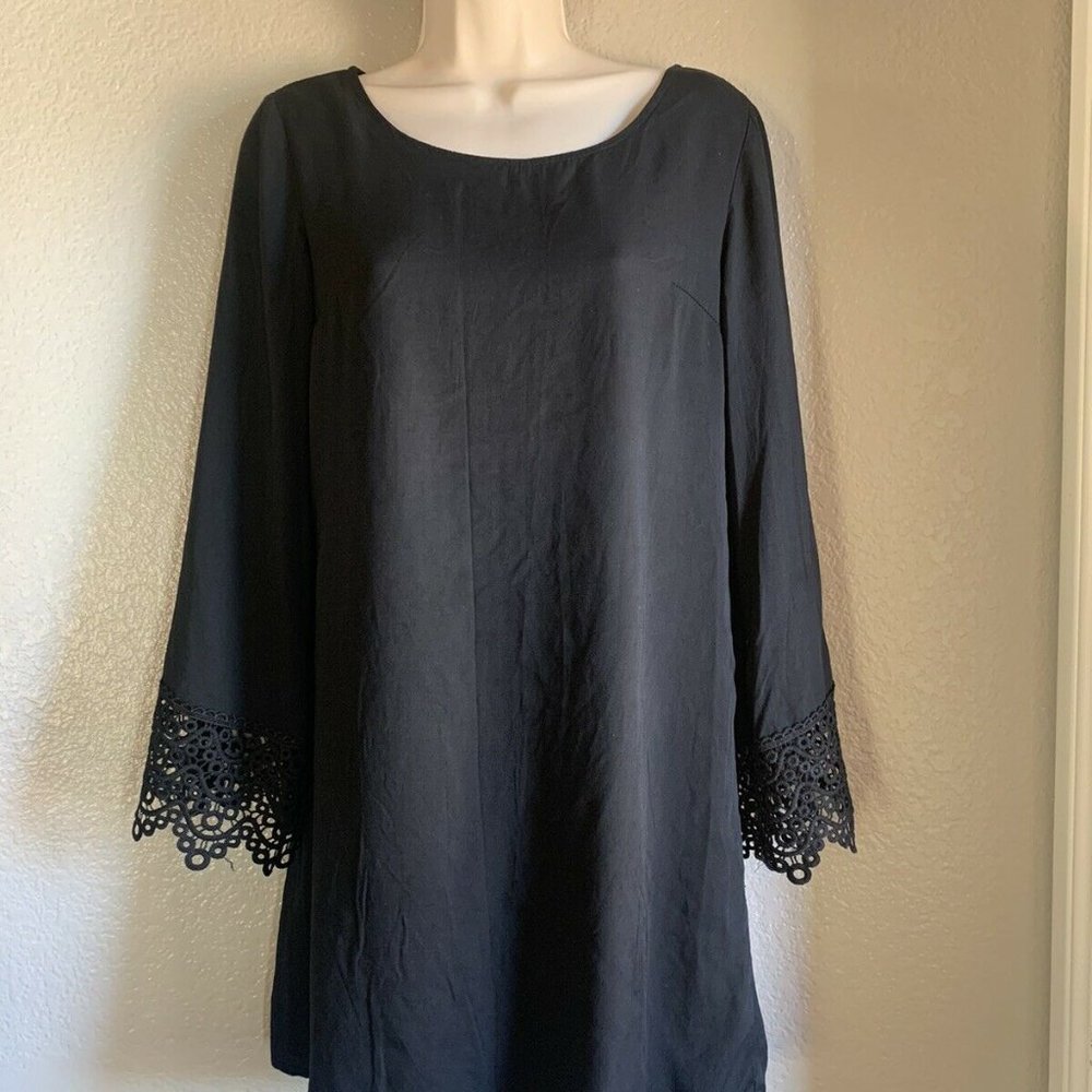 Women’s Doe & Rae Long Sleeve Shift Dress, Black